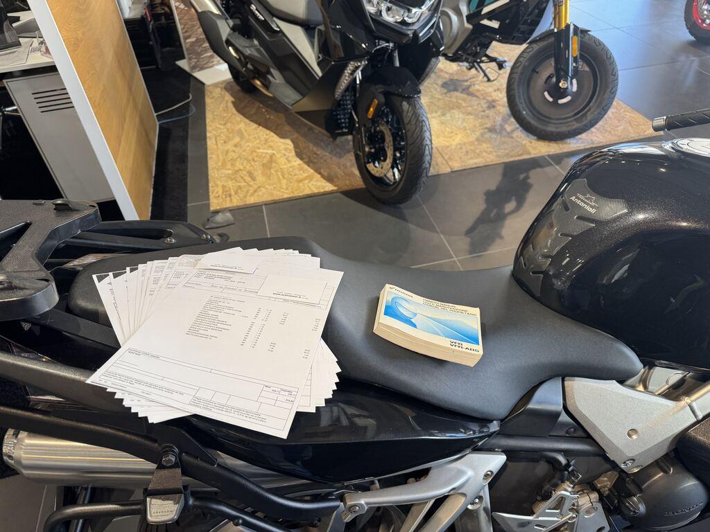 VFR 800 F