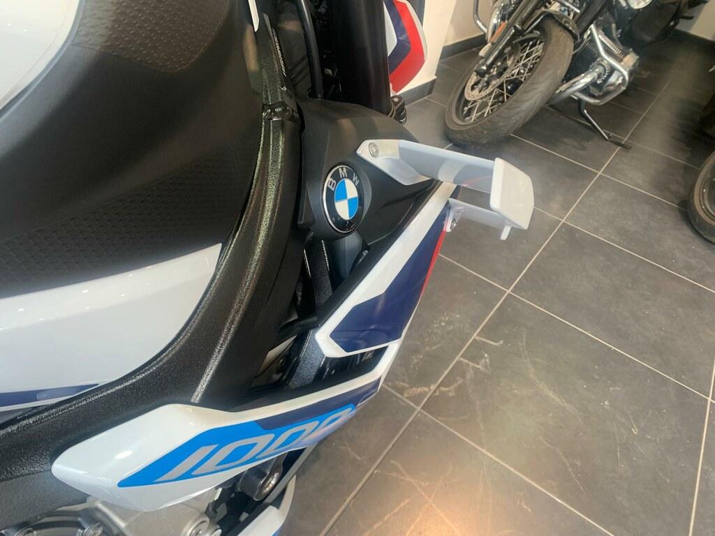 M 1000 R