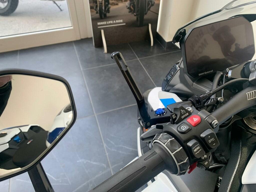 M 1000 R
