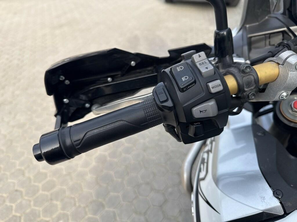 AFRICA TWIN 1000