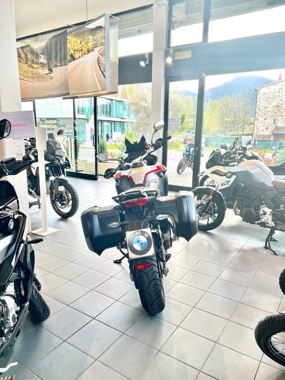 MULTISTRADA V4