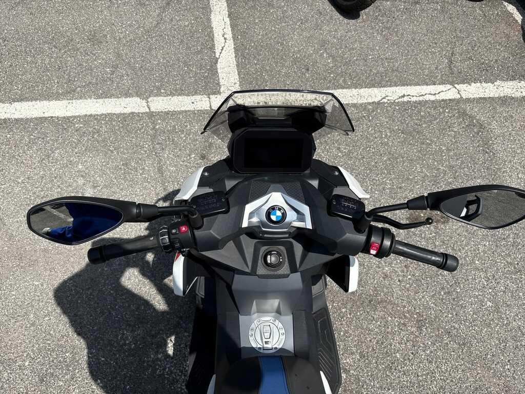 C 400 X