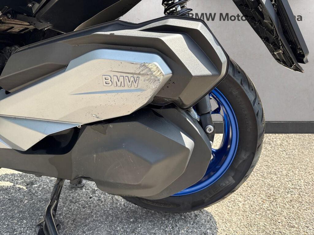 C 400 X