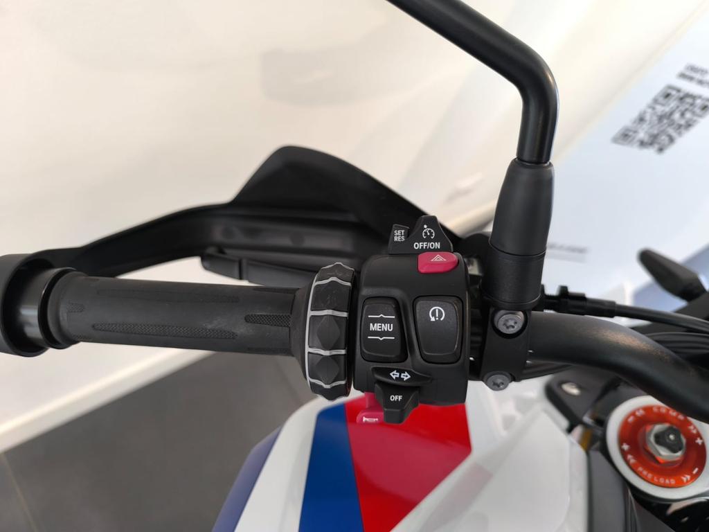F 900 GS