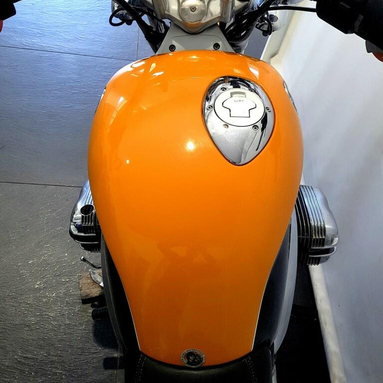 R 1200 C