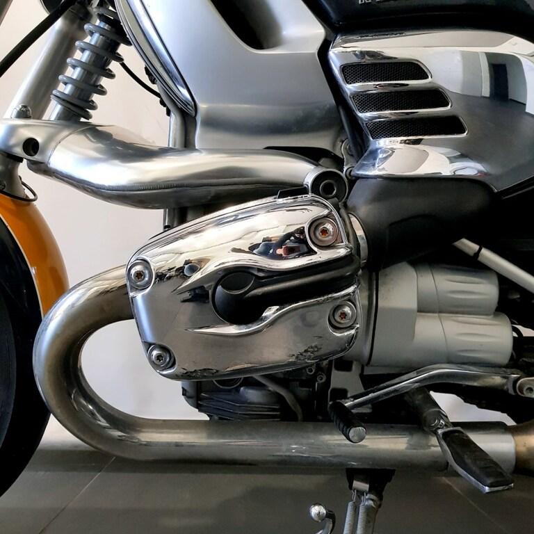 R 1200 C