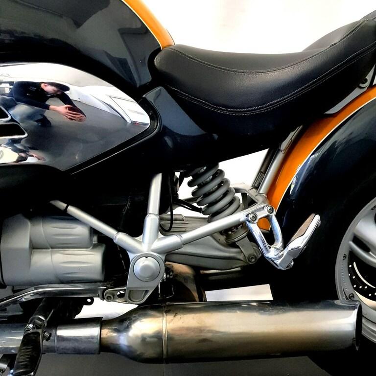 R 1200 C