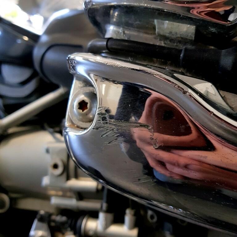 R 1200 C