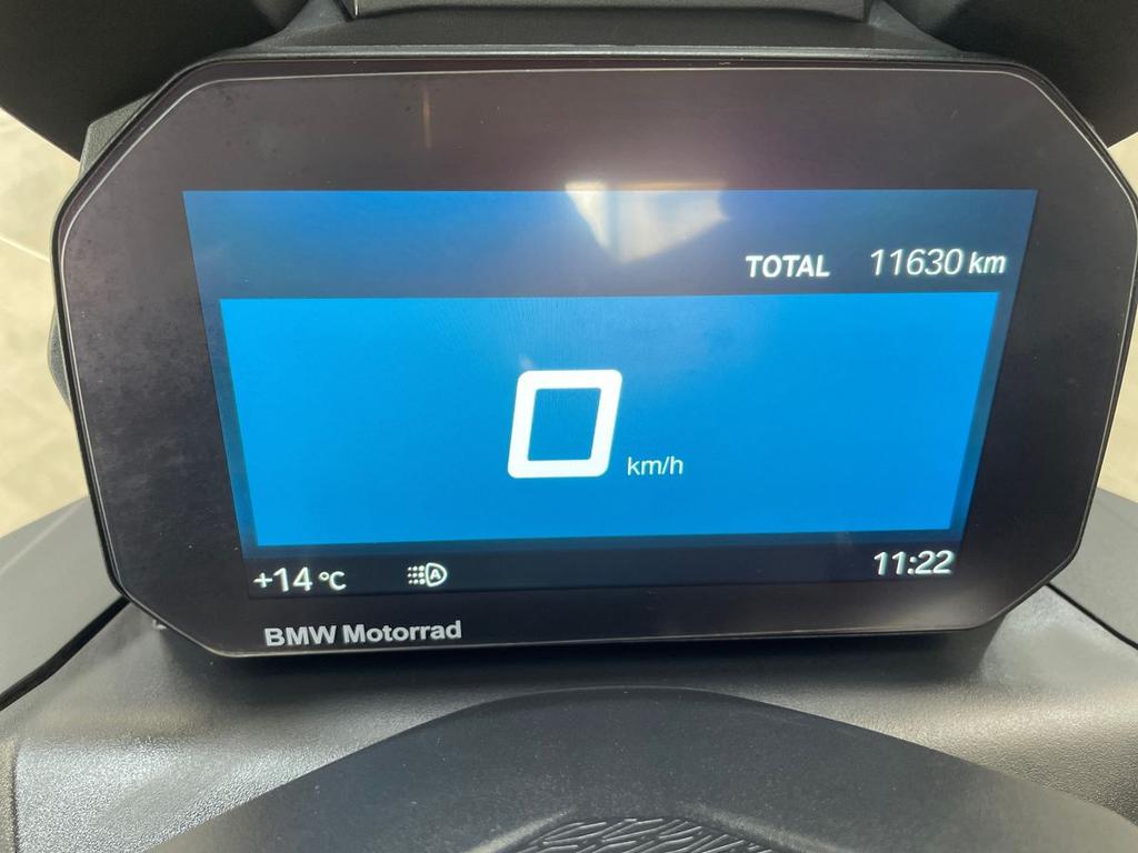 C 400 X