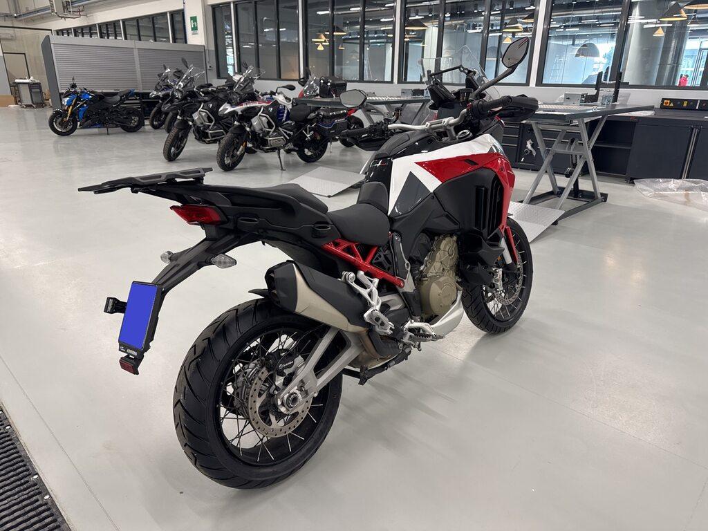 MULTISTRADA V4