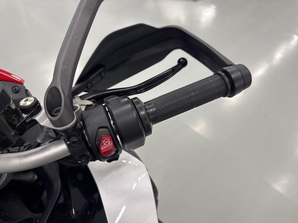 MULTISTRADA V4