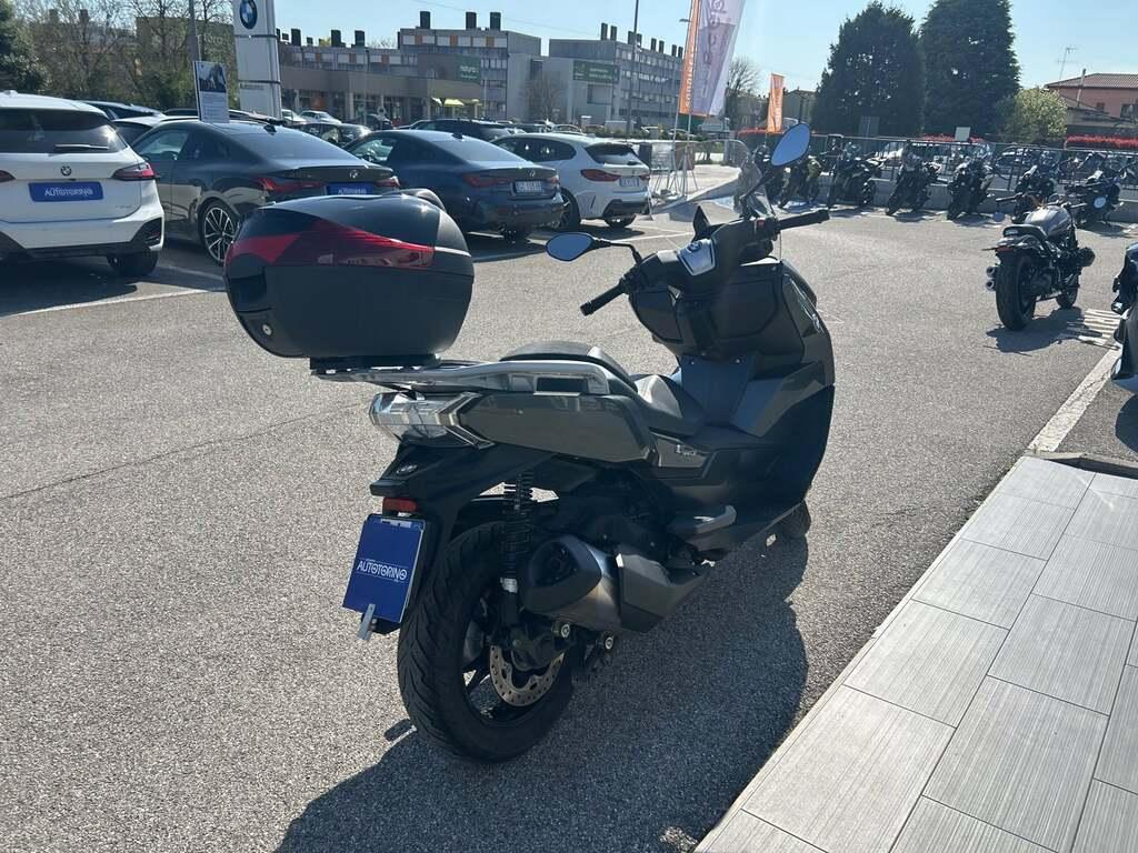 C 400 GT
