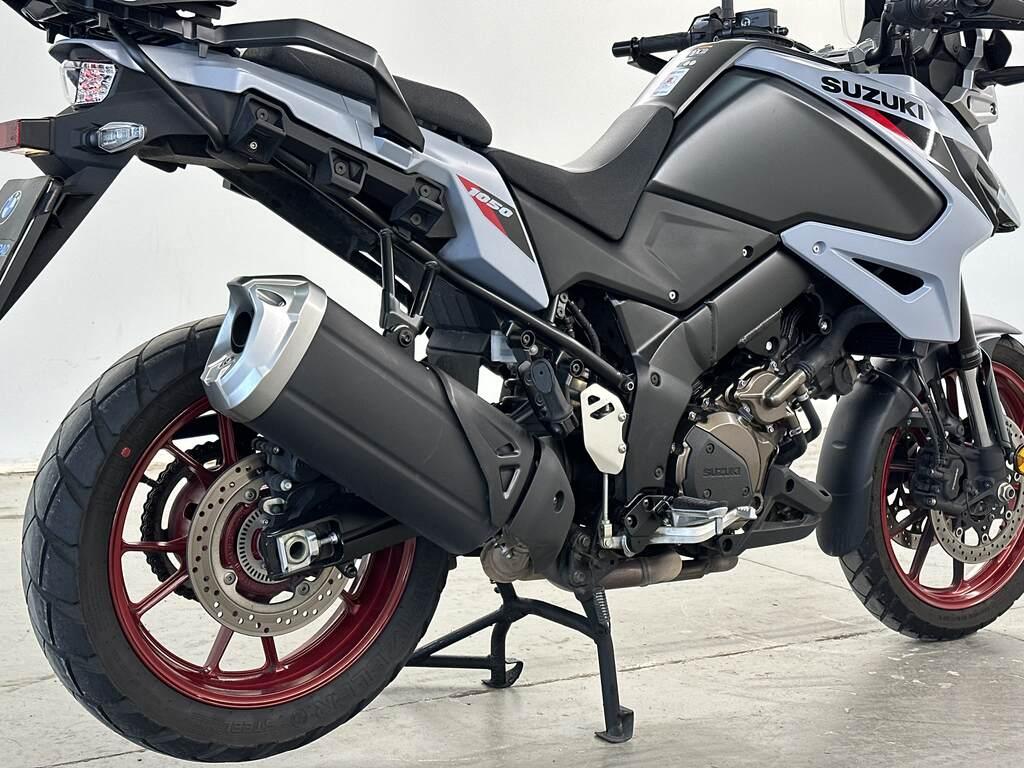 V-STROM 1050