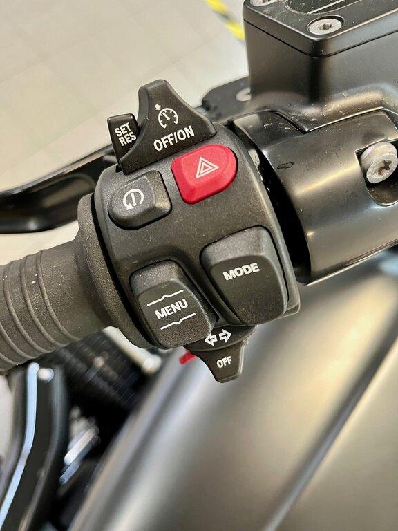R 18