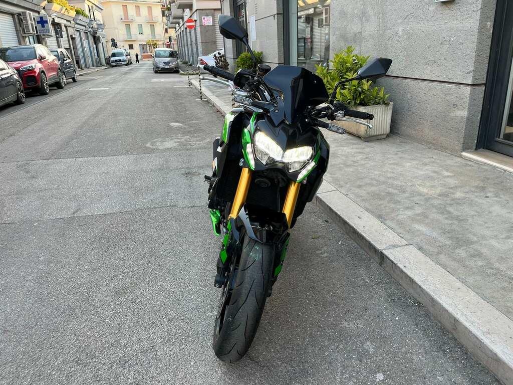 Z 900