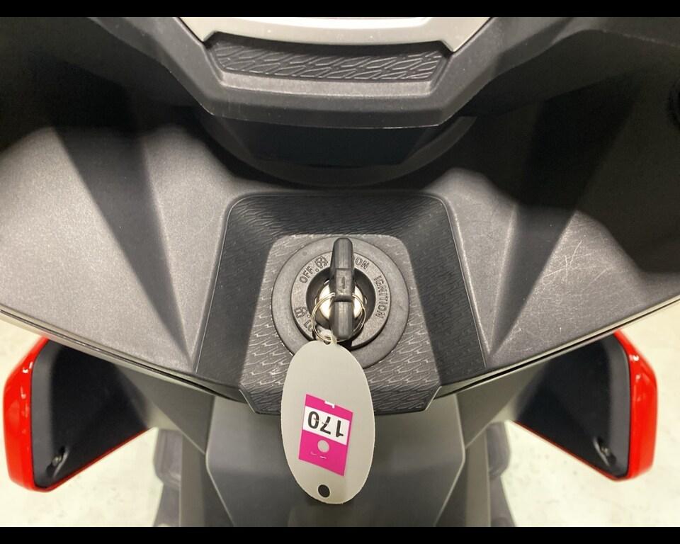 C 400 X