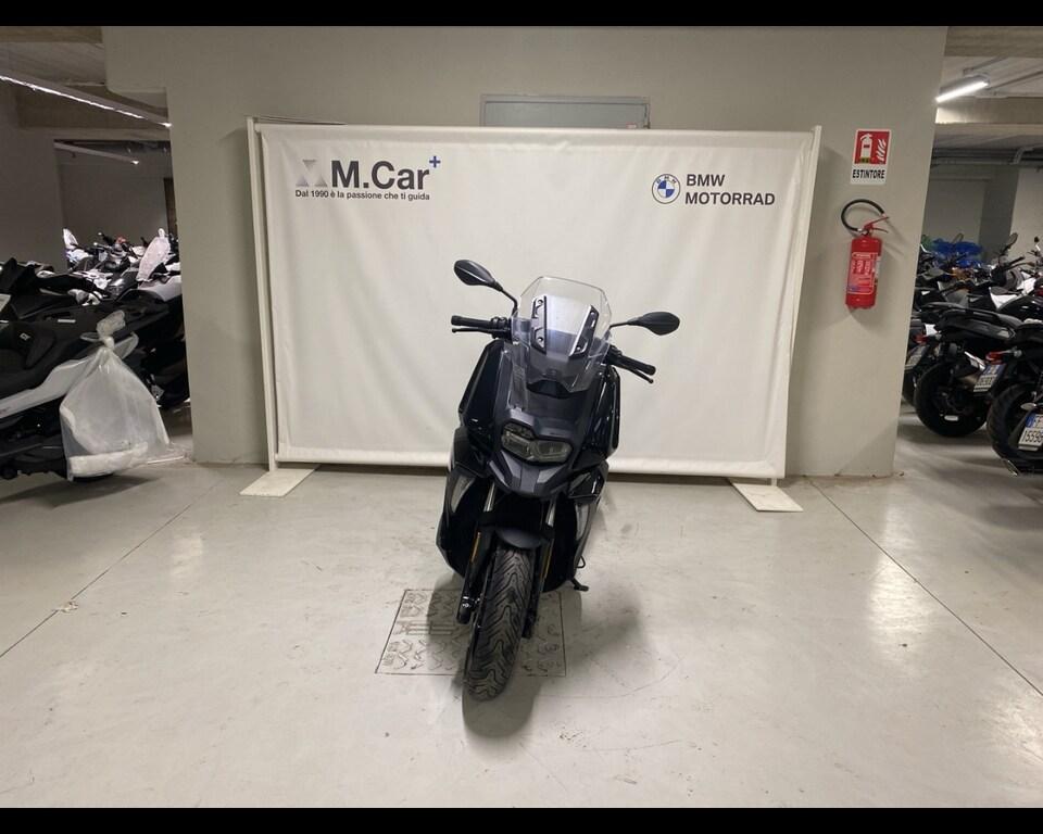 C 400 X