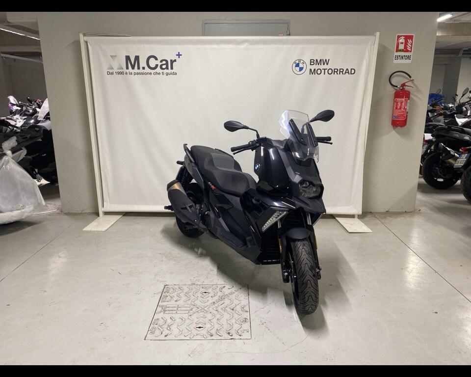 C 400 X