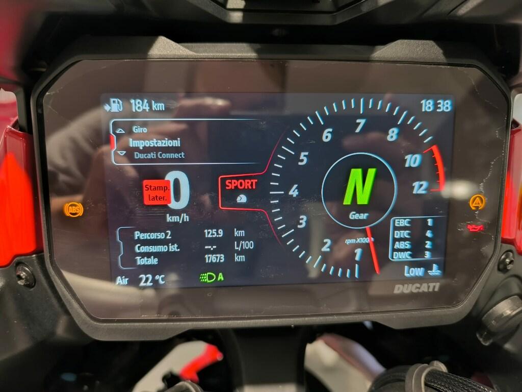 MULTISTRADA V4
