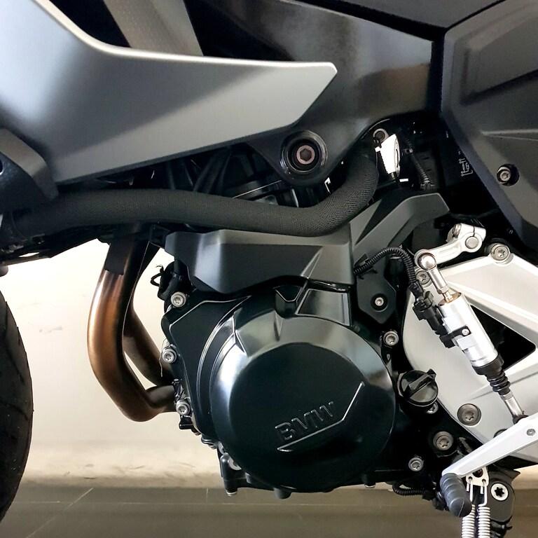 F 900 XR