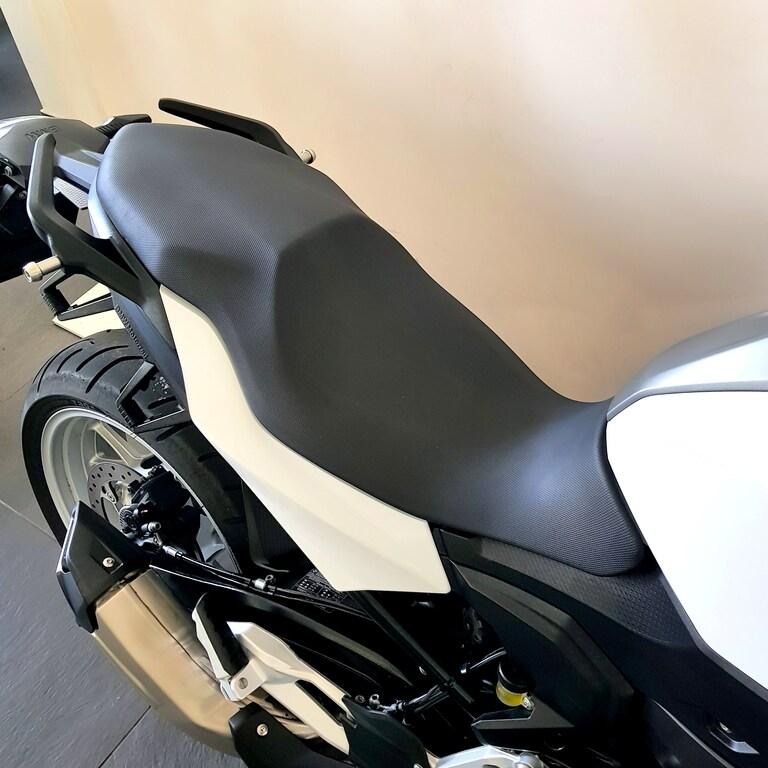 F 900 XR