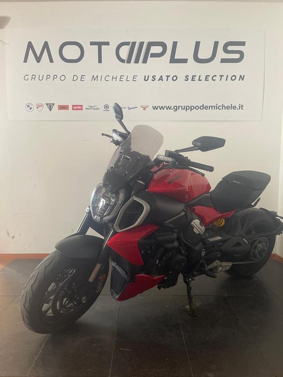 DIAVEL V4