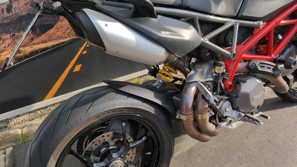 HYPERMOTARD 950