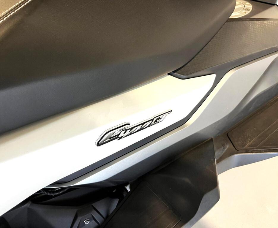 C 400 GT