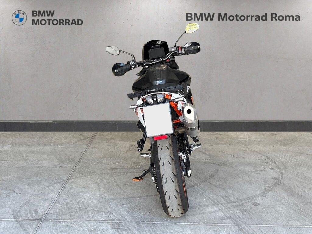 890 SMT