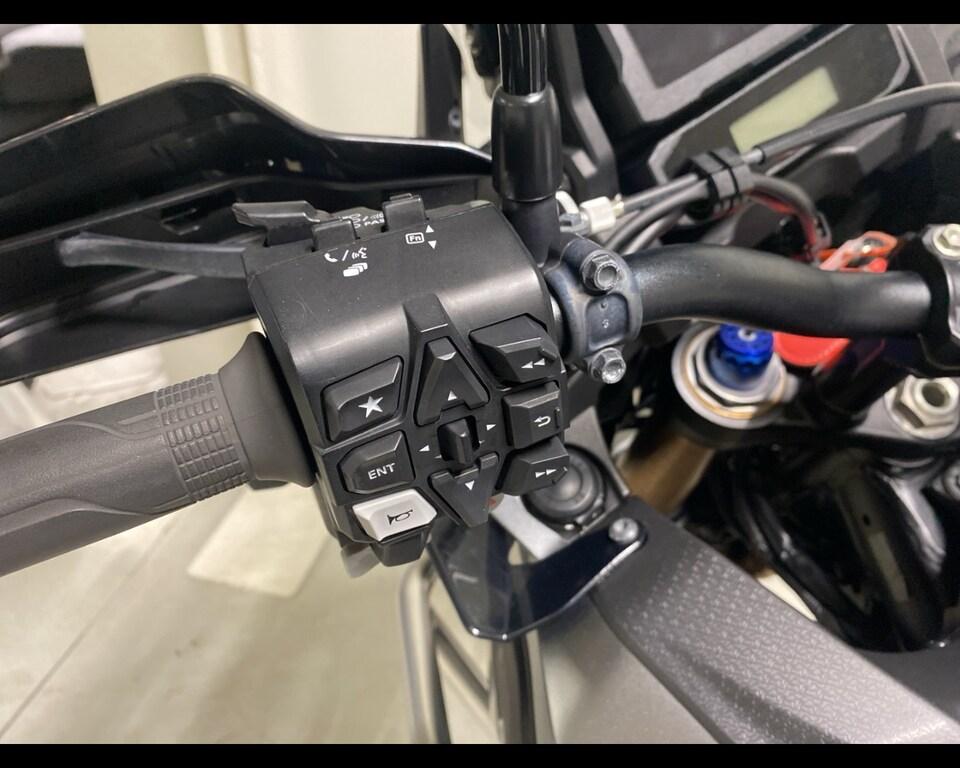 AFRICA TWIN 1100