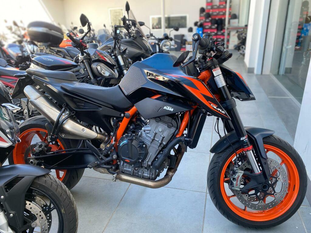 890 DUKE