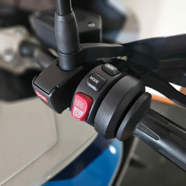 S 1000 XR