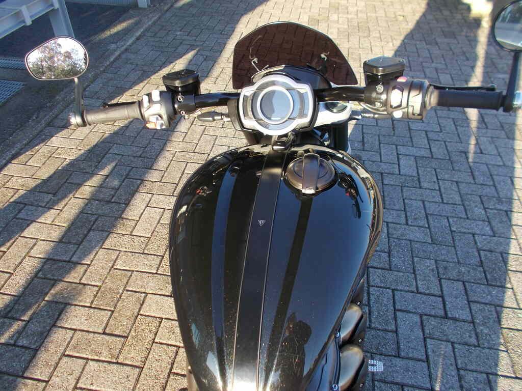 ROCKET III 2500