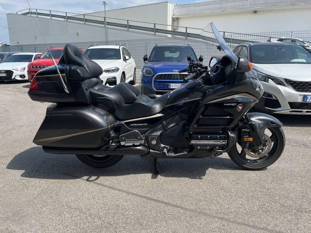 GOLD WING GL 1800 BAGGER