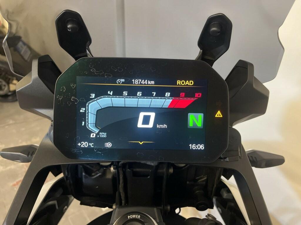 F 750 GS