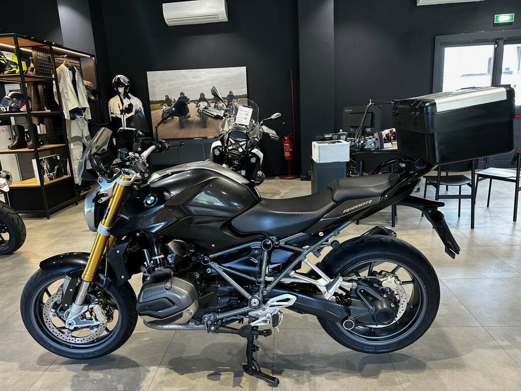 R 1200 R