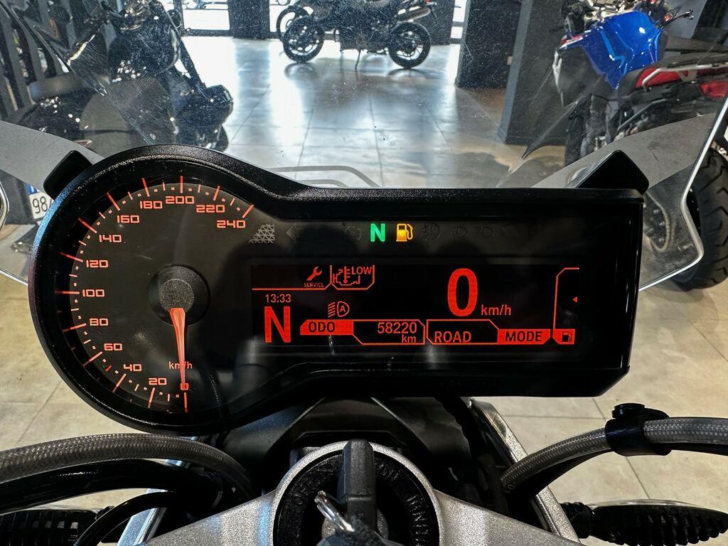 R 1200 R