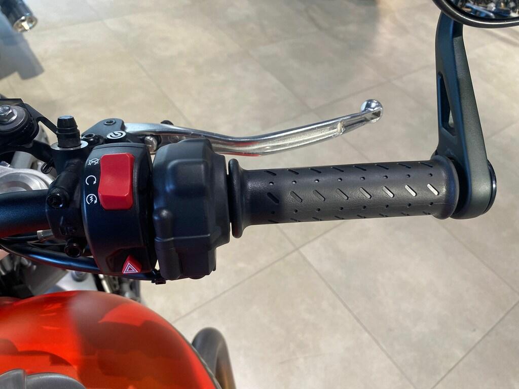 SPEED TWIN 1200