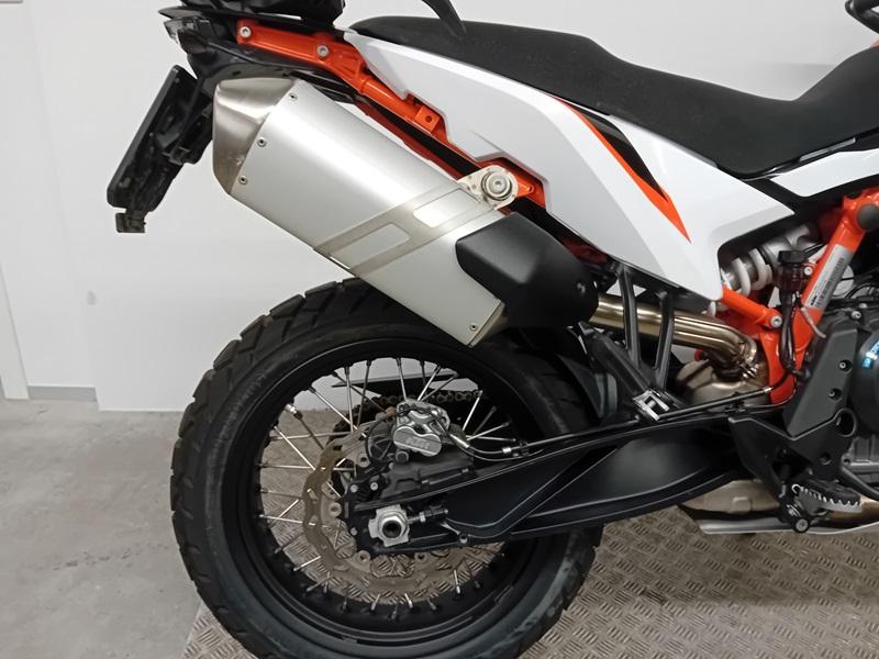 890 ADVENTURE