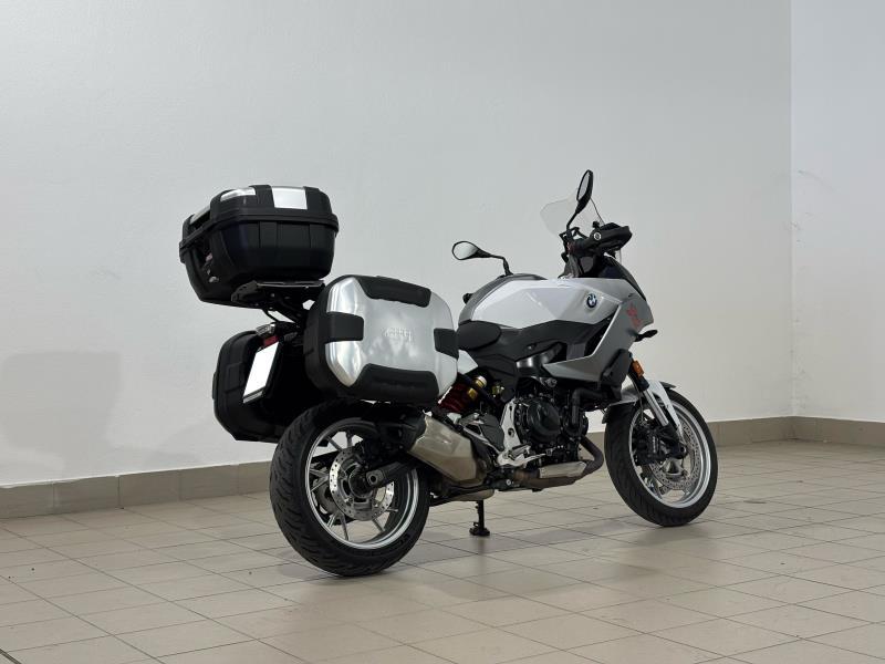 F 900 XR