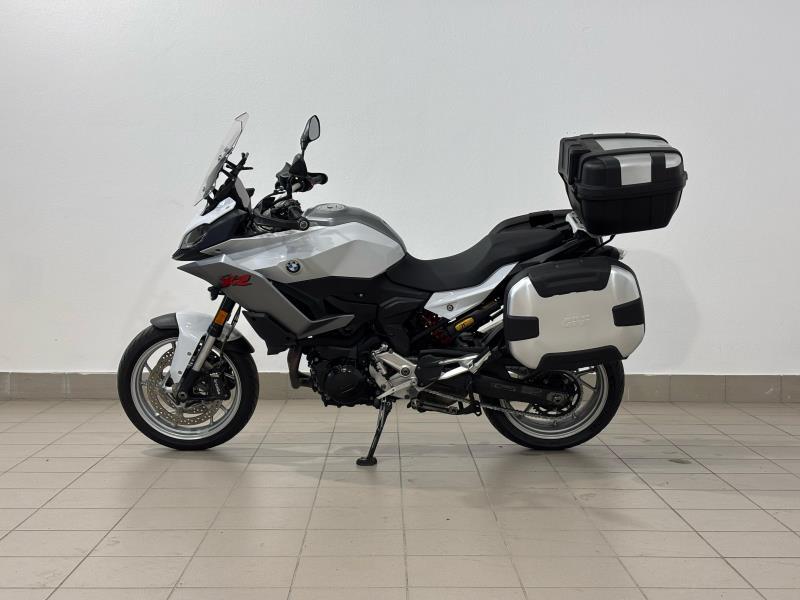 F 900 XR