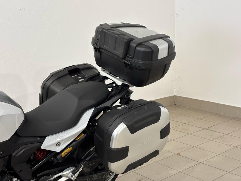 F 900 XR