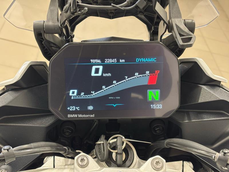 F 900 XR