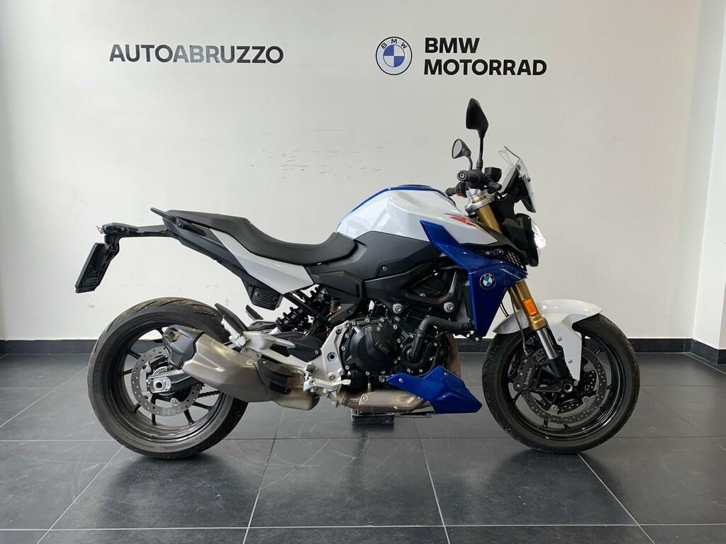 F 900 R