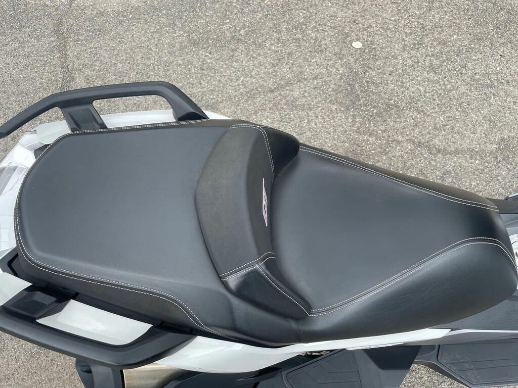 C 400 GT