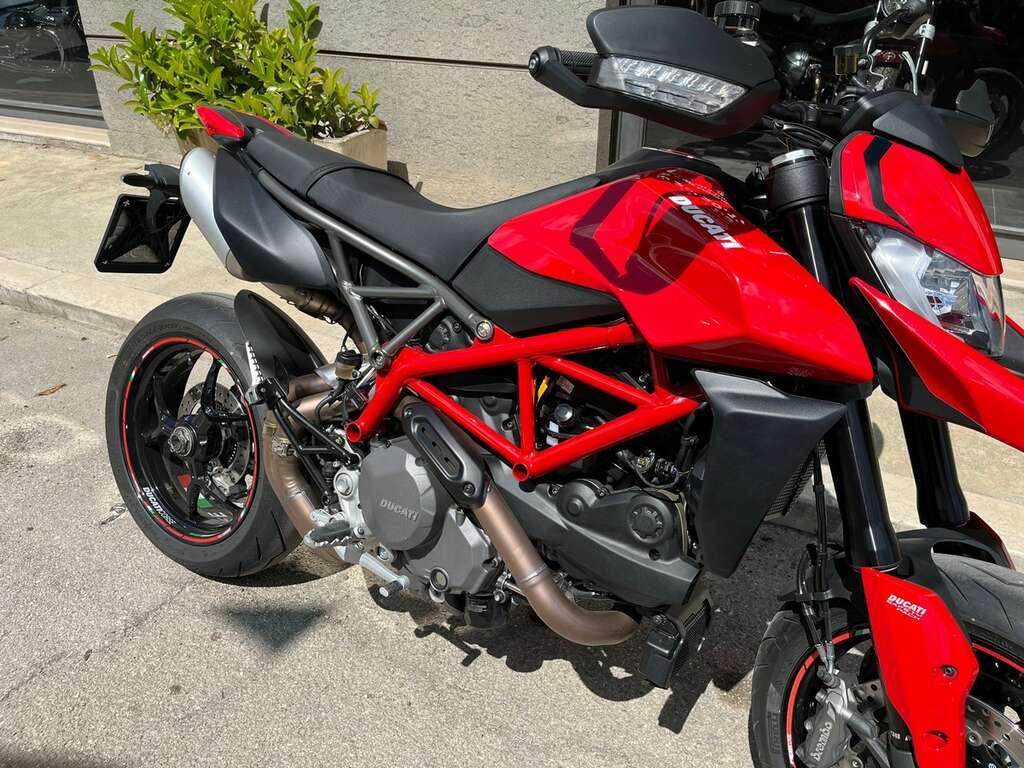 HYPERMOTARD 950