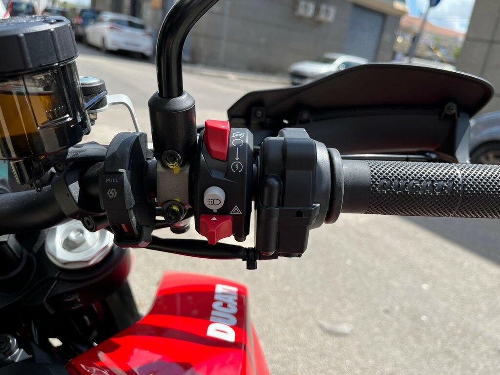HYPERMOTARD 950