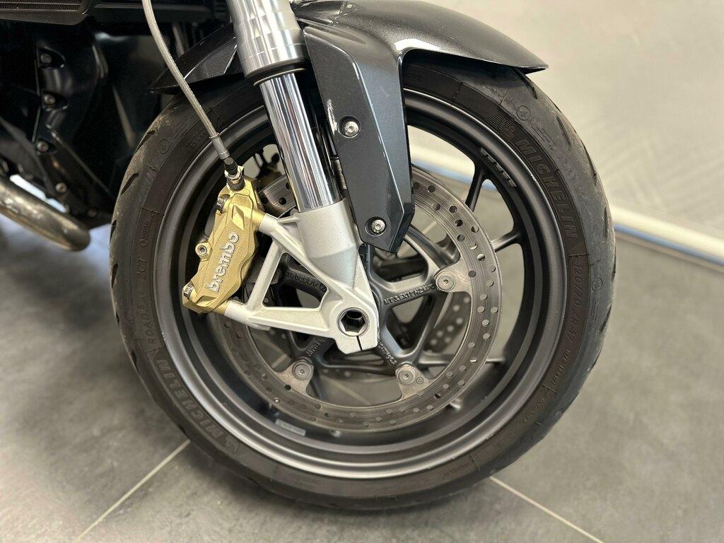 R 1200 R