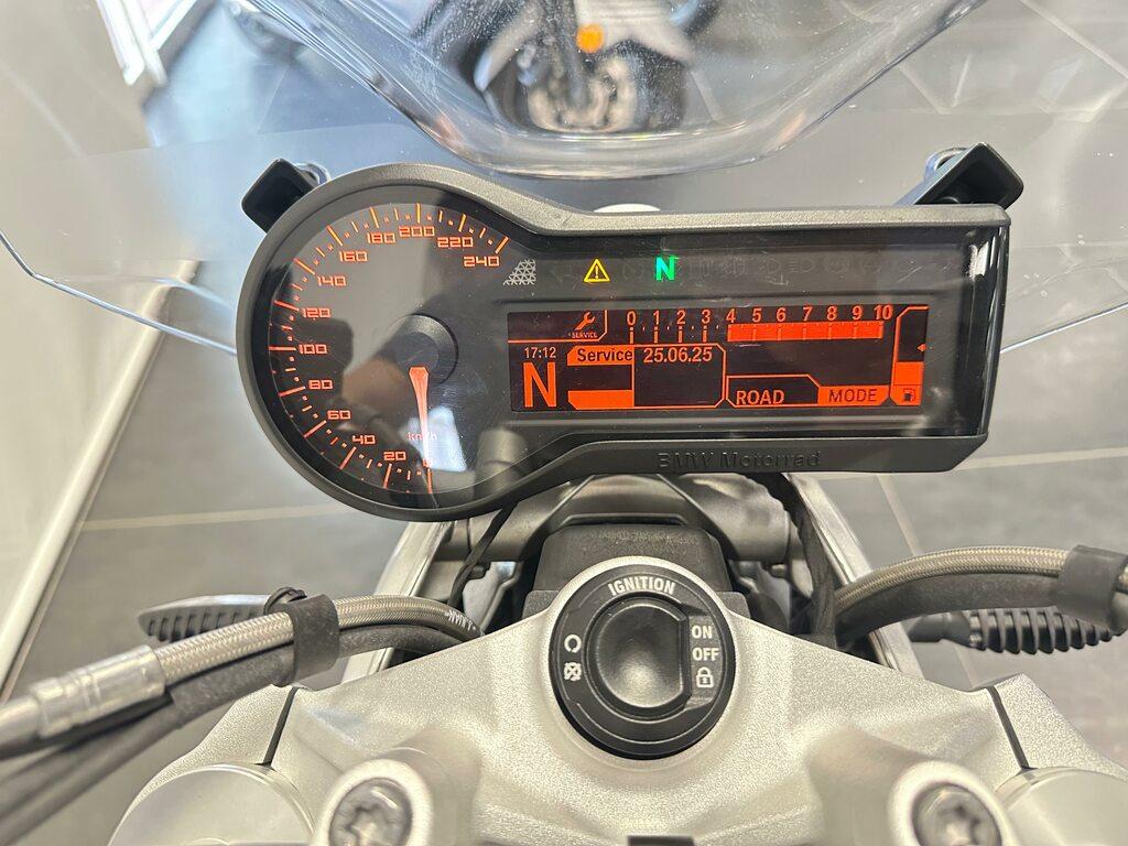 R 1200 R