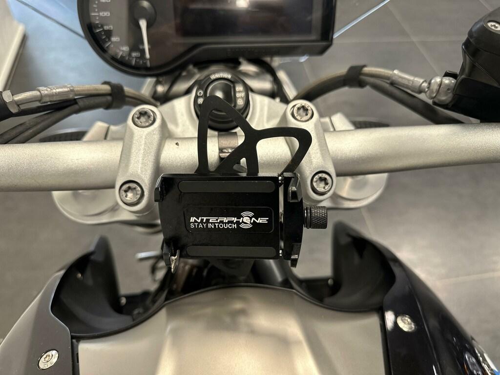 R 1200 R